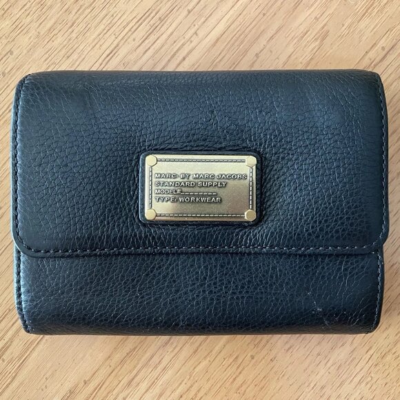 MARC BY MARC JACOBS Black Trifold Workwer Pebbled Leather Wallet - Picture 1 of 7